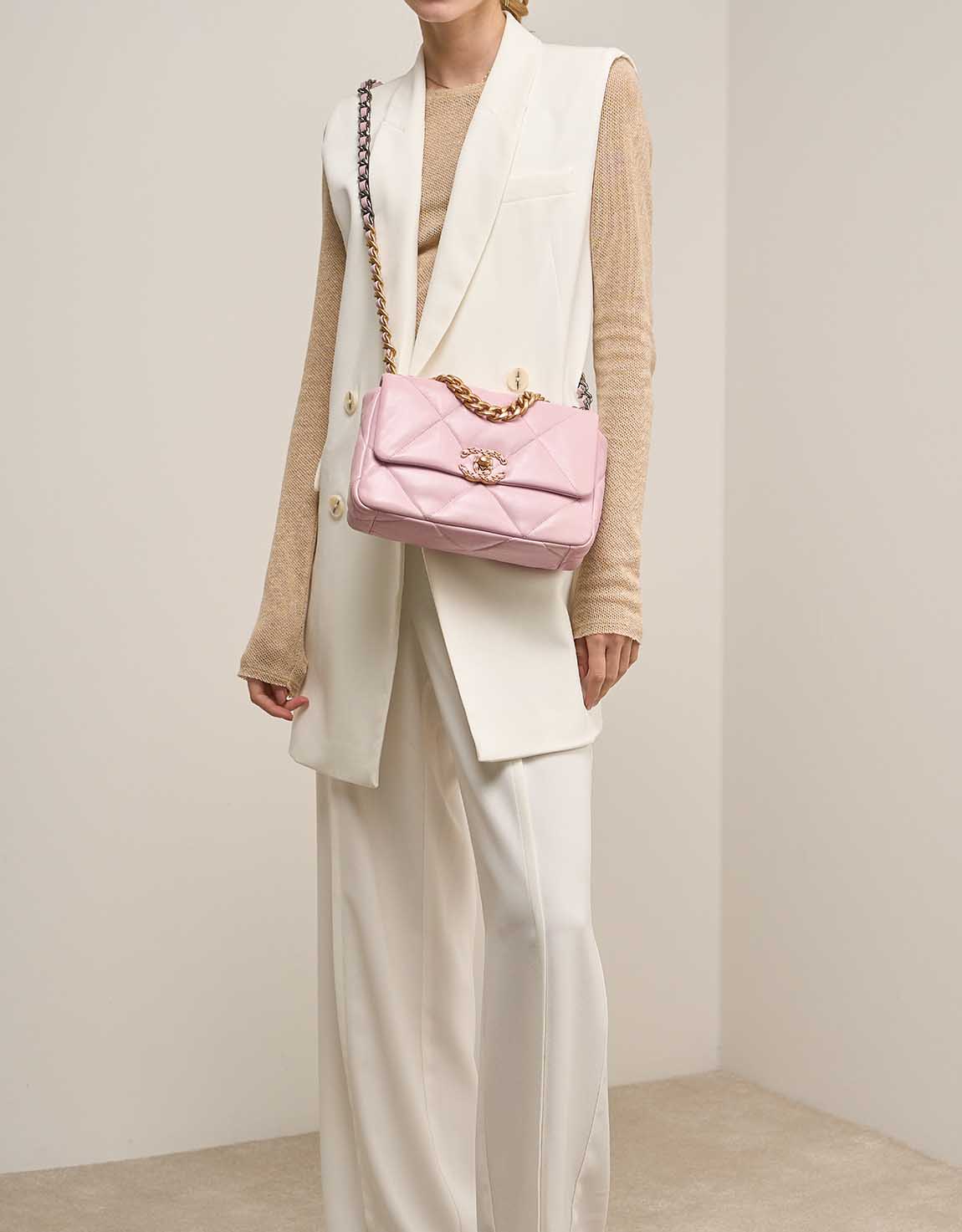 modal image 5