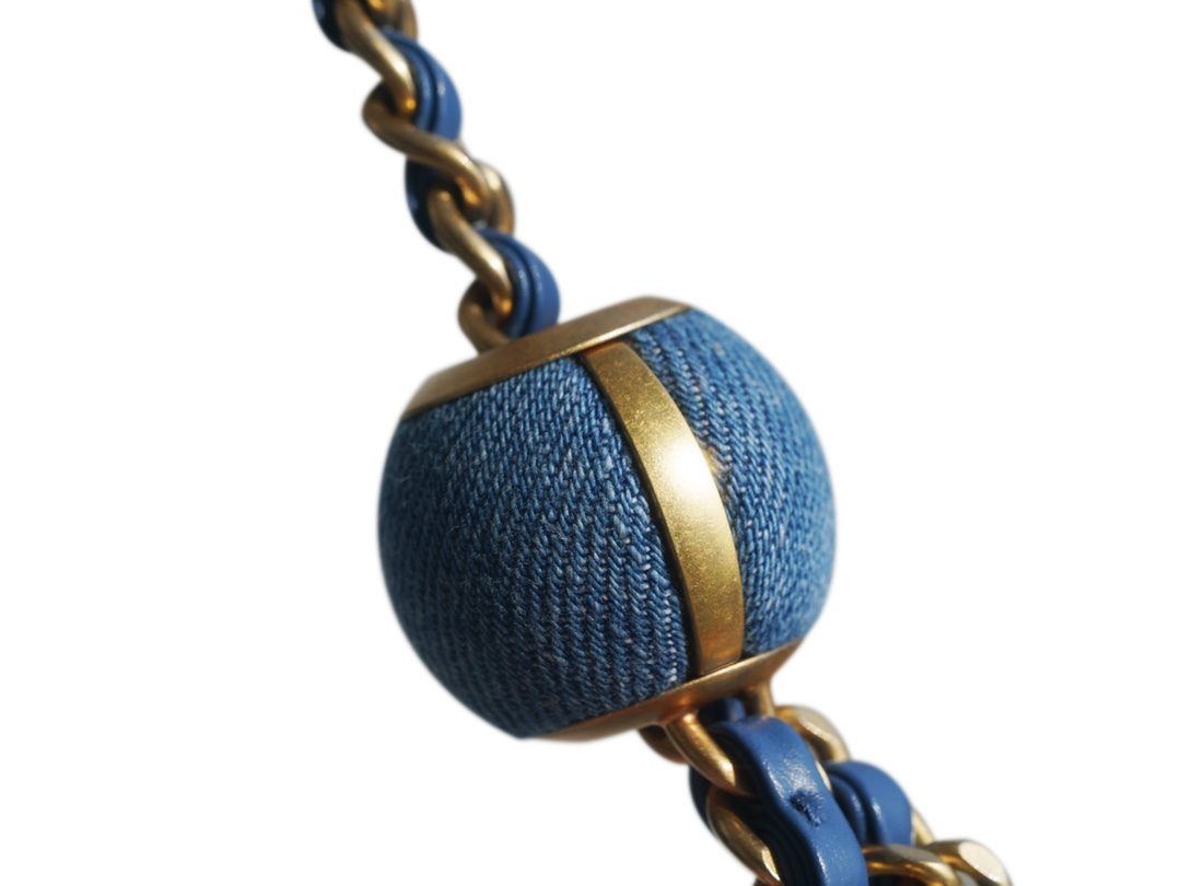 modal image 17