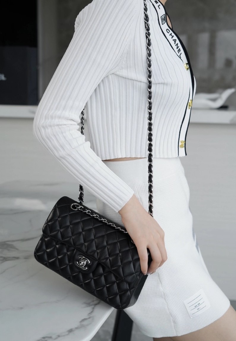 modal image 12