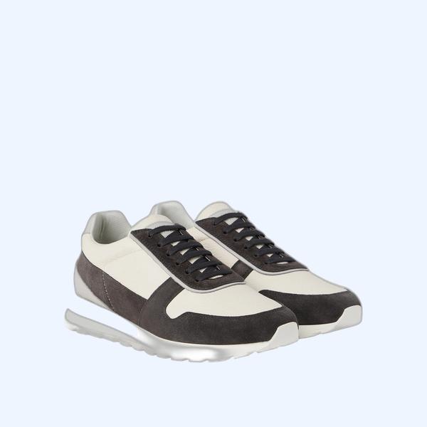 스웨이드 러너