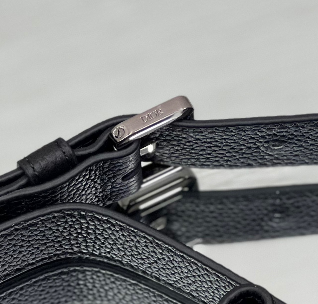 modal image 12