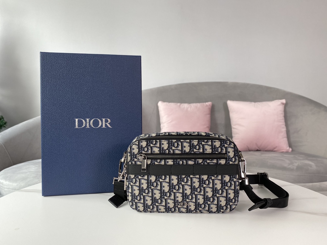 modal image 5