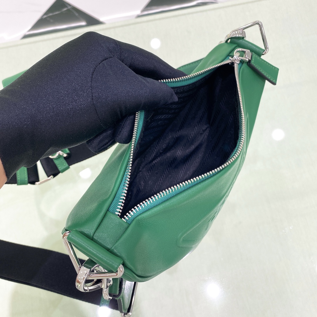 modal image 10