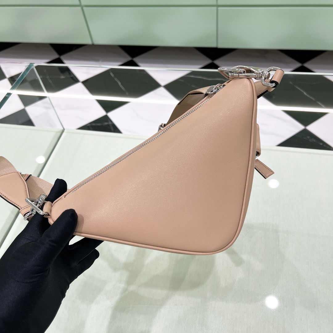 modal image 6