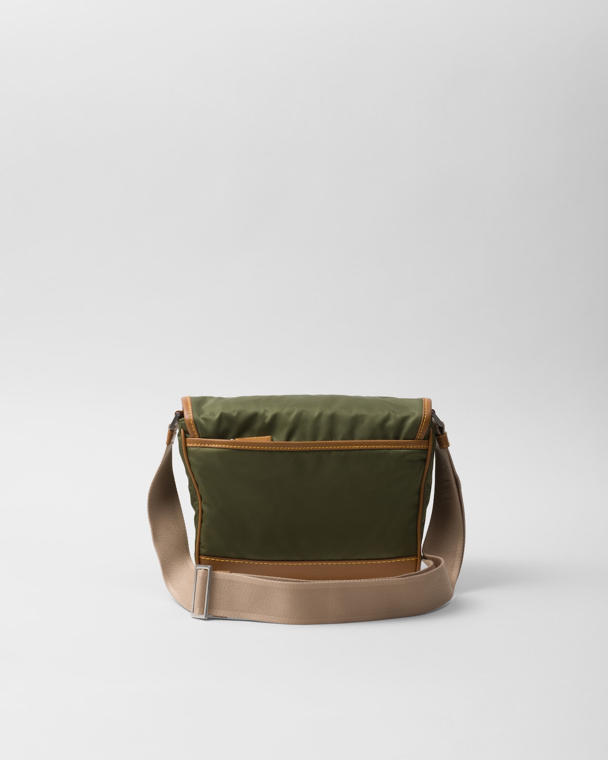 modal image 4