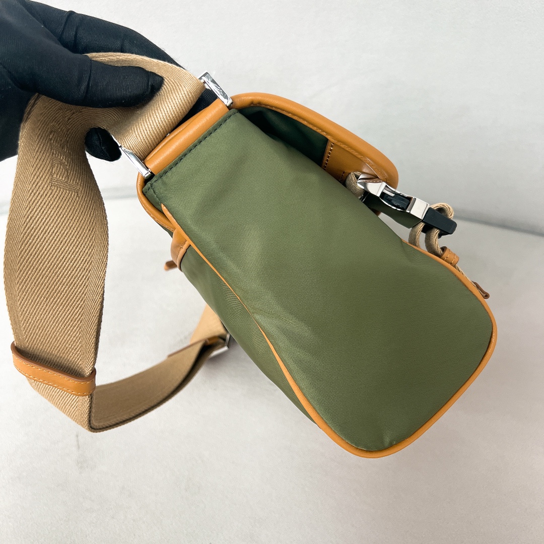modal image 11