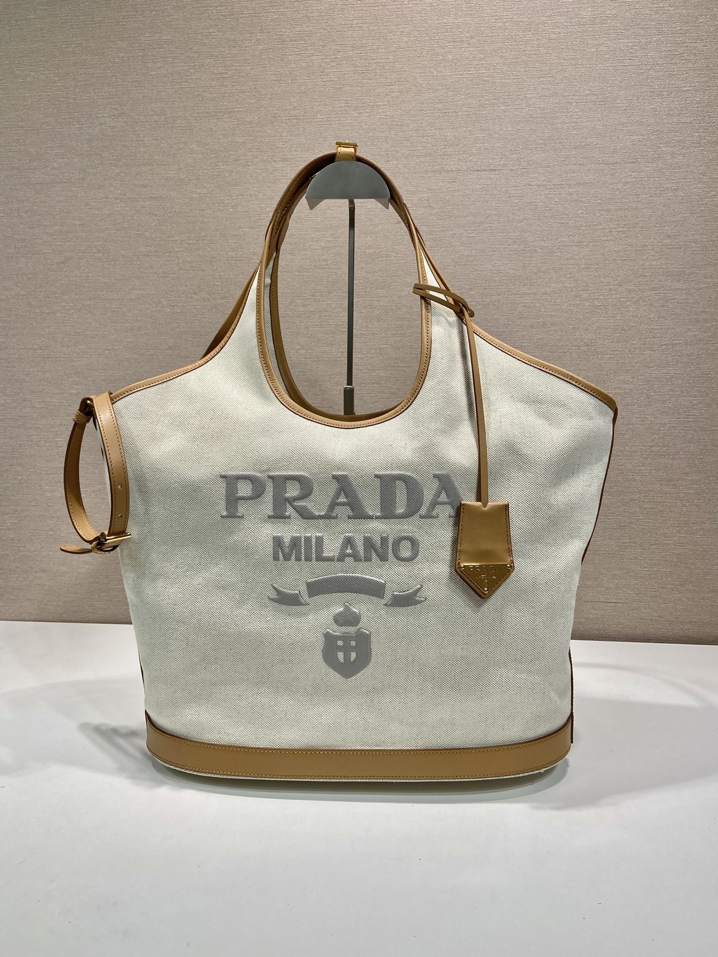 modal image 8