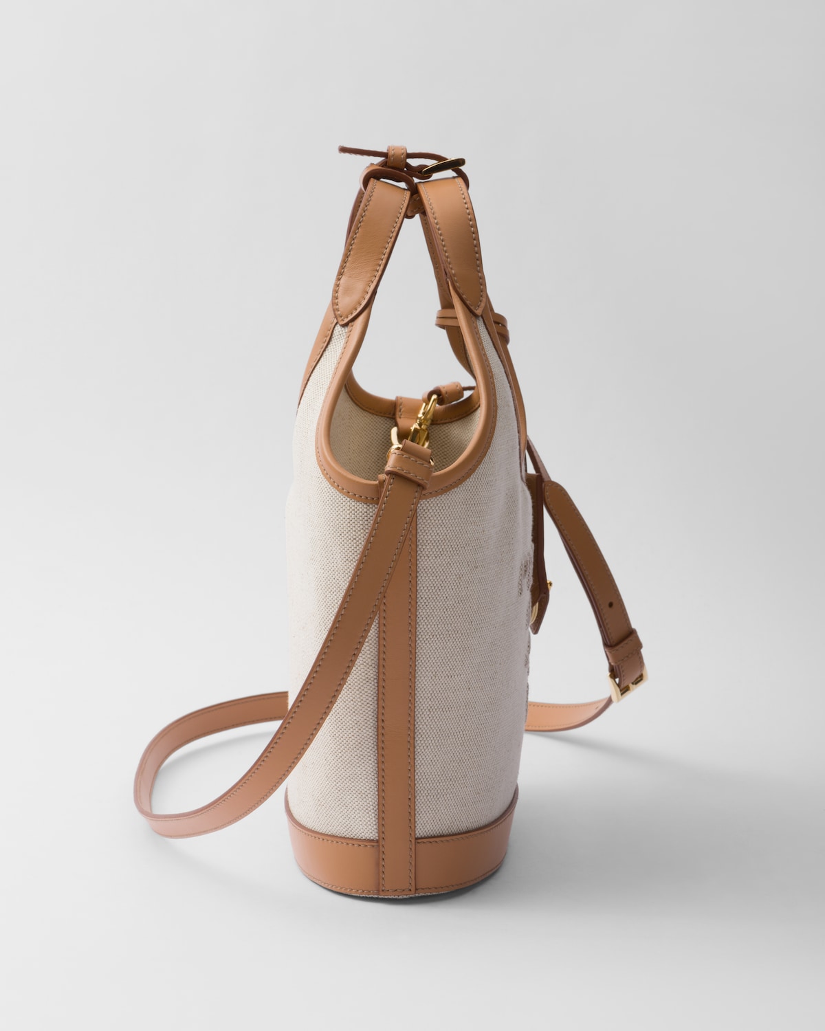 modal image 5