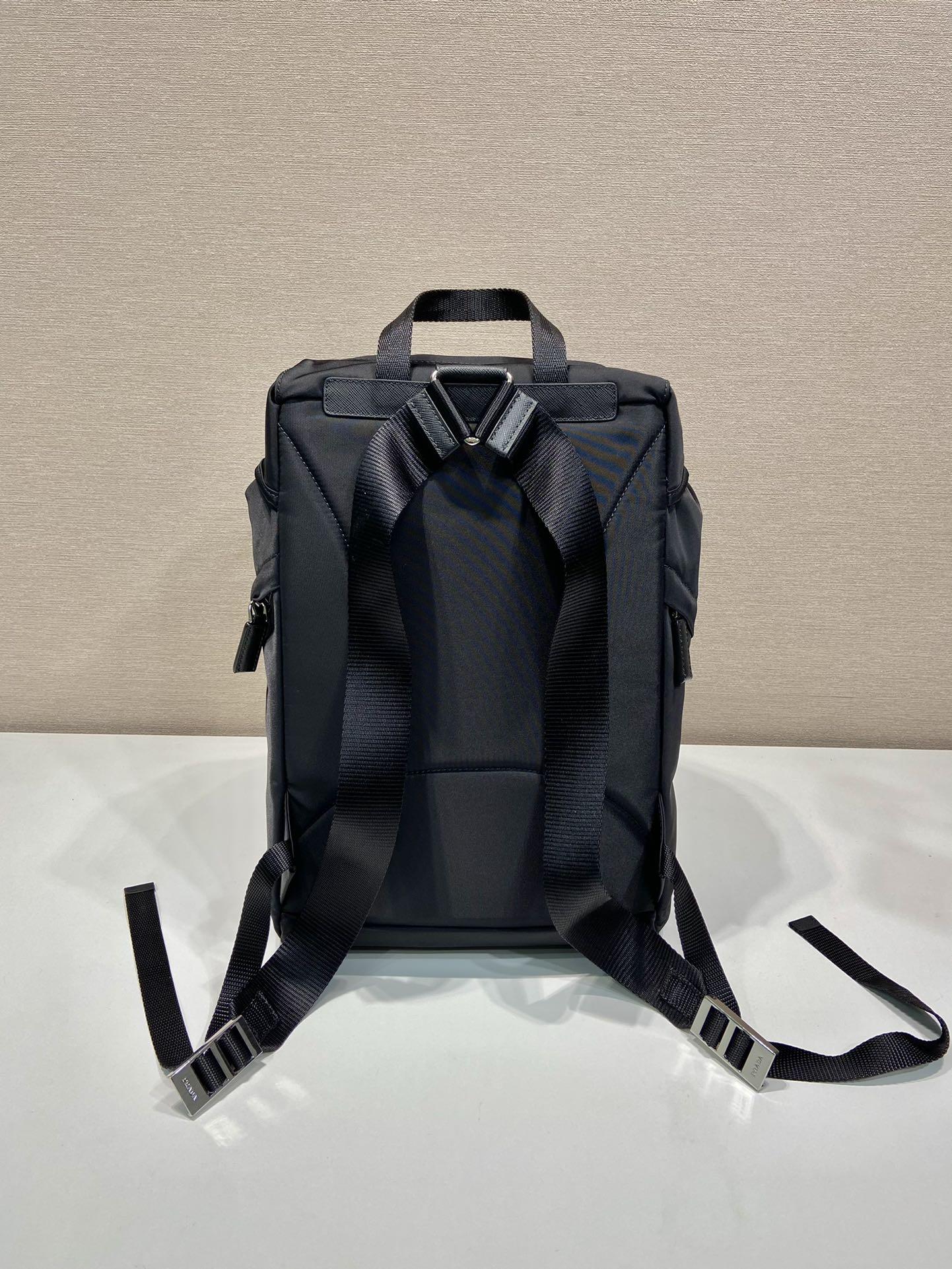 modal image 5