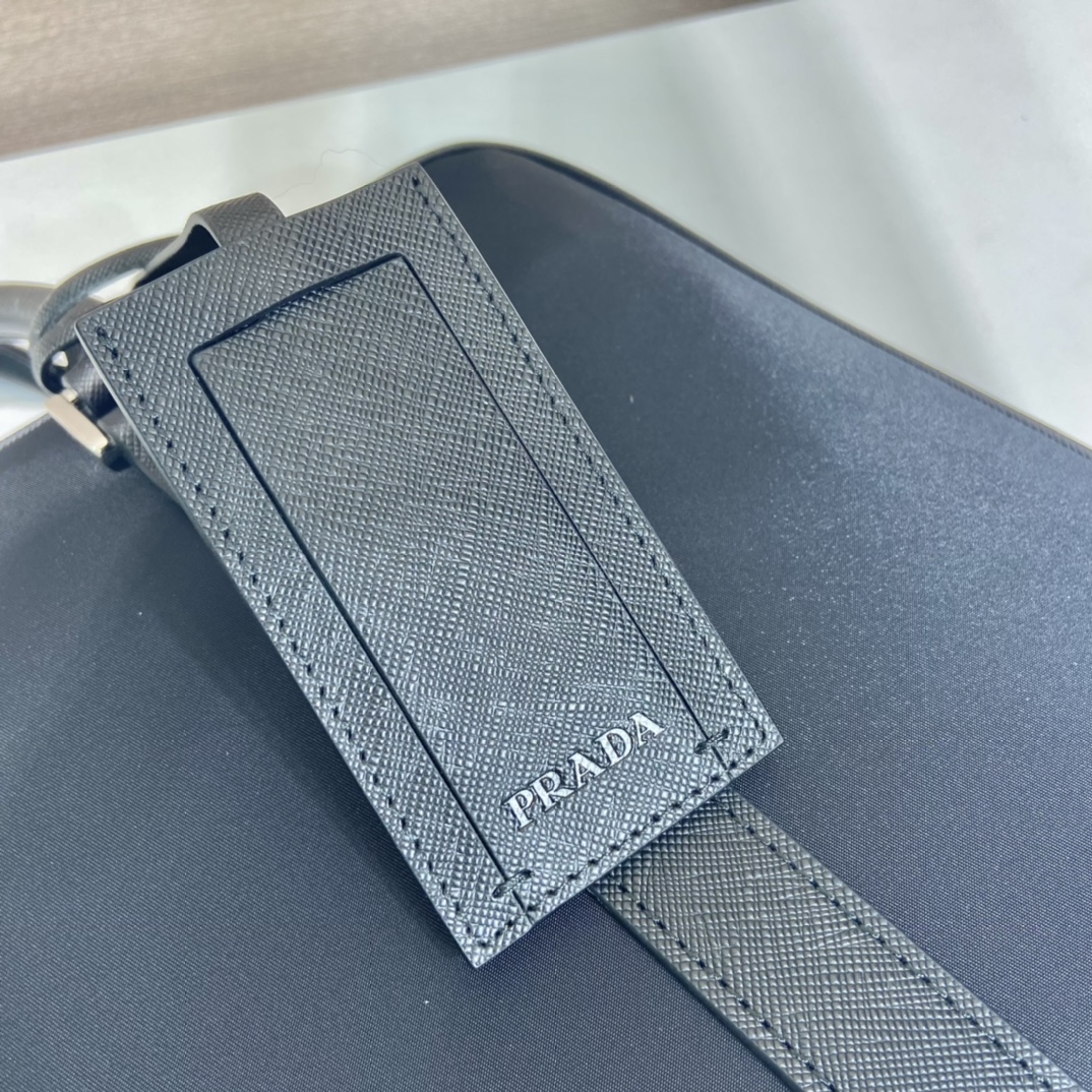 modal image 5