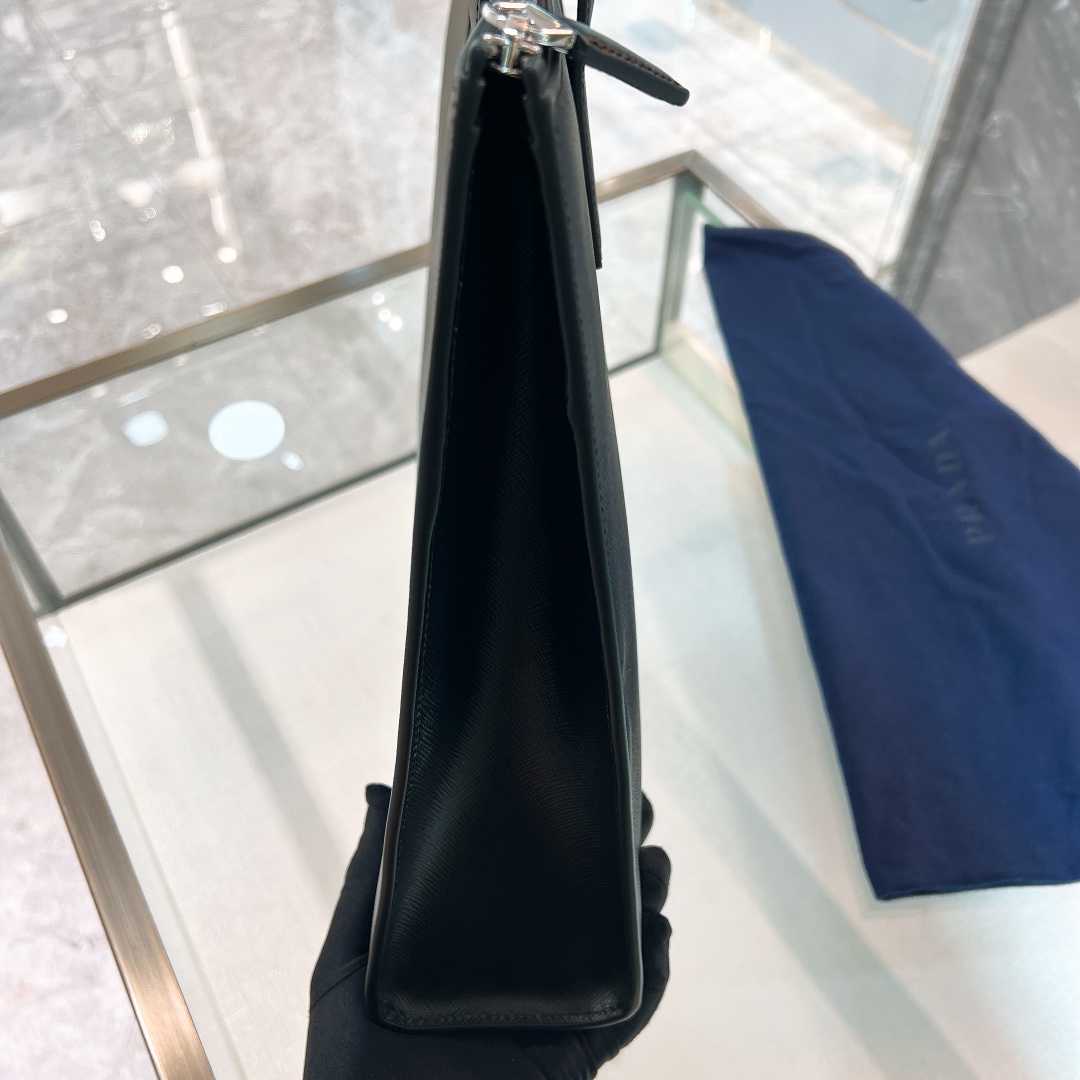 modal image 12