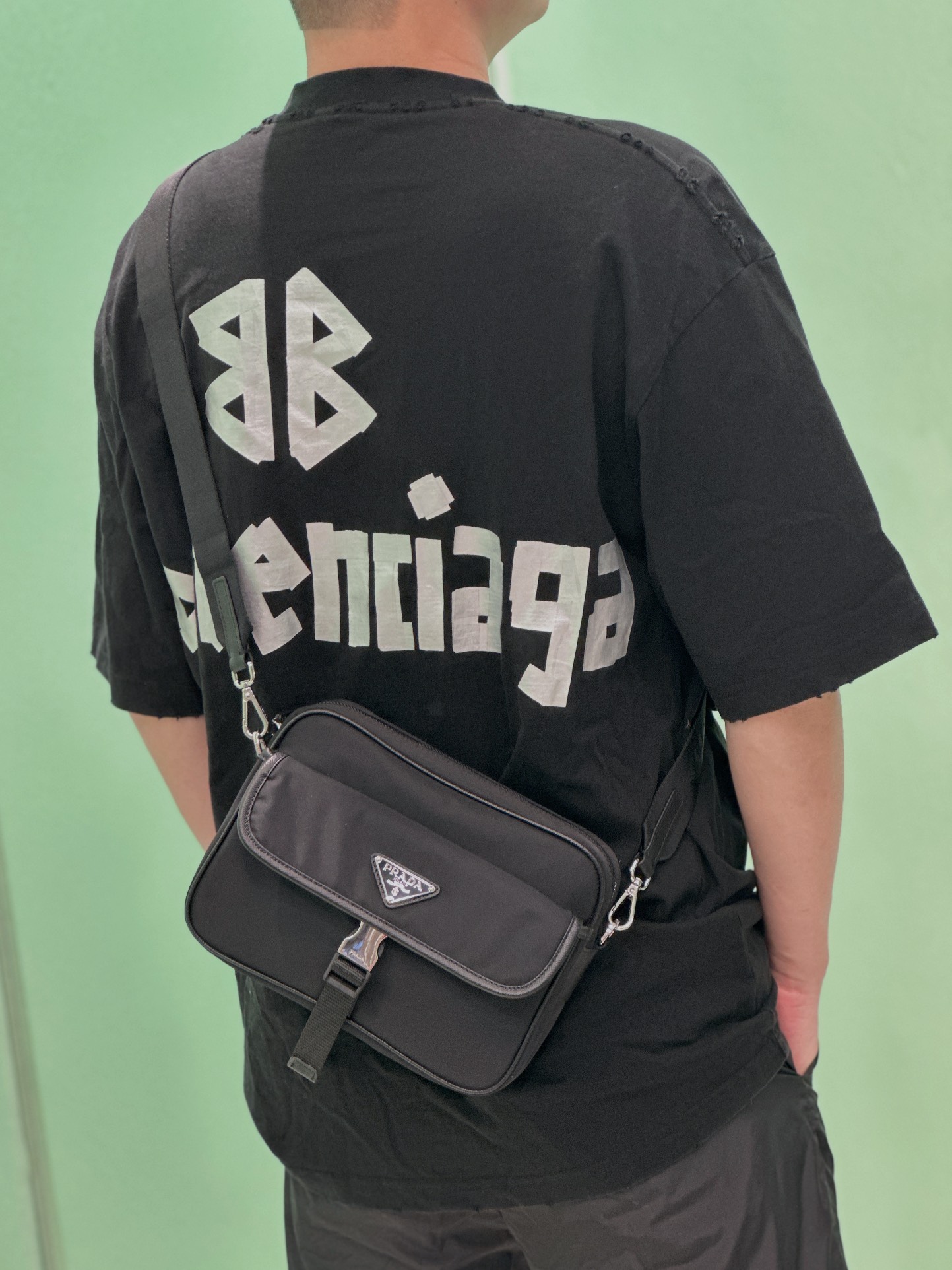 modal image 16