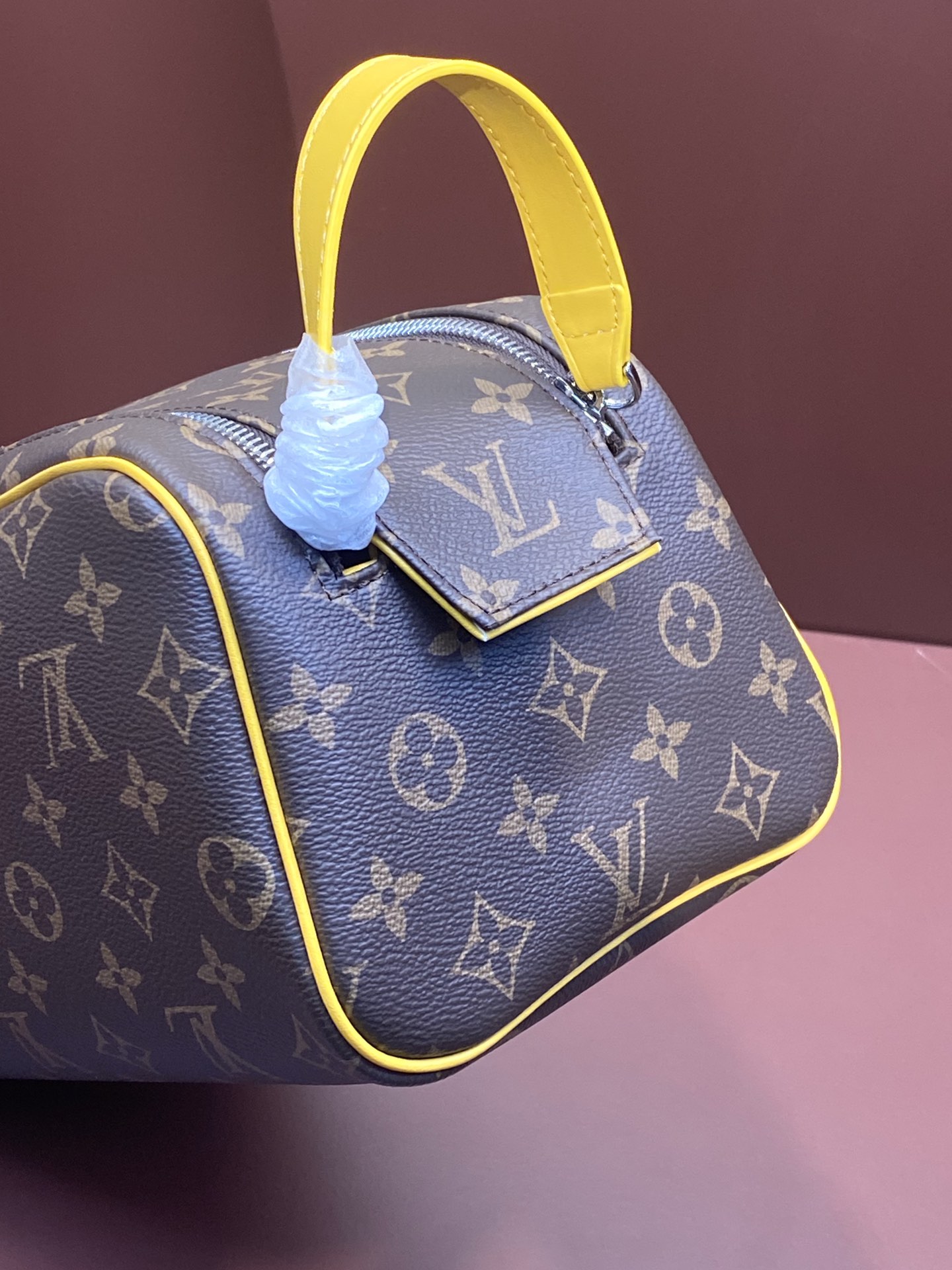 modal image 12