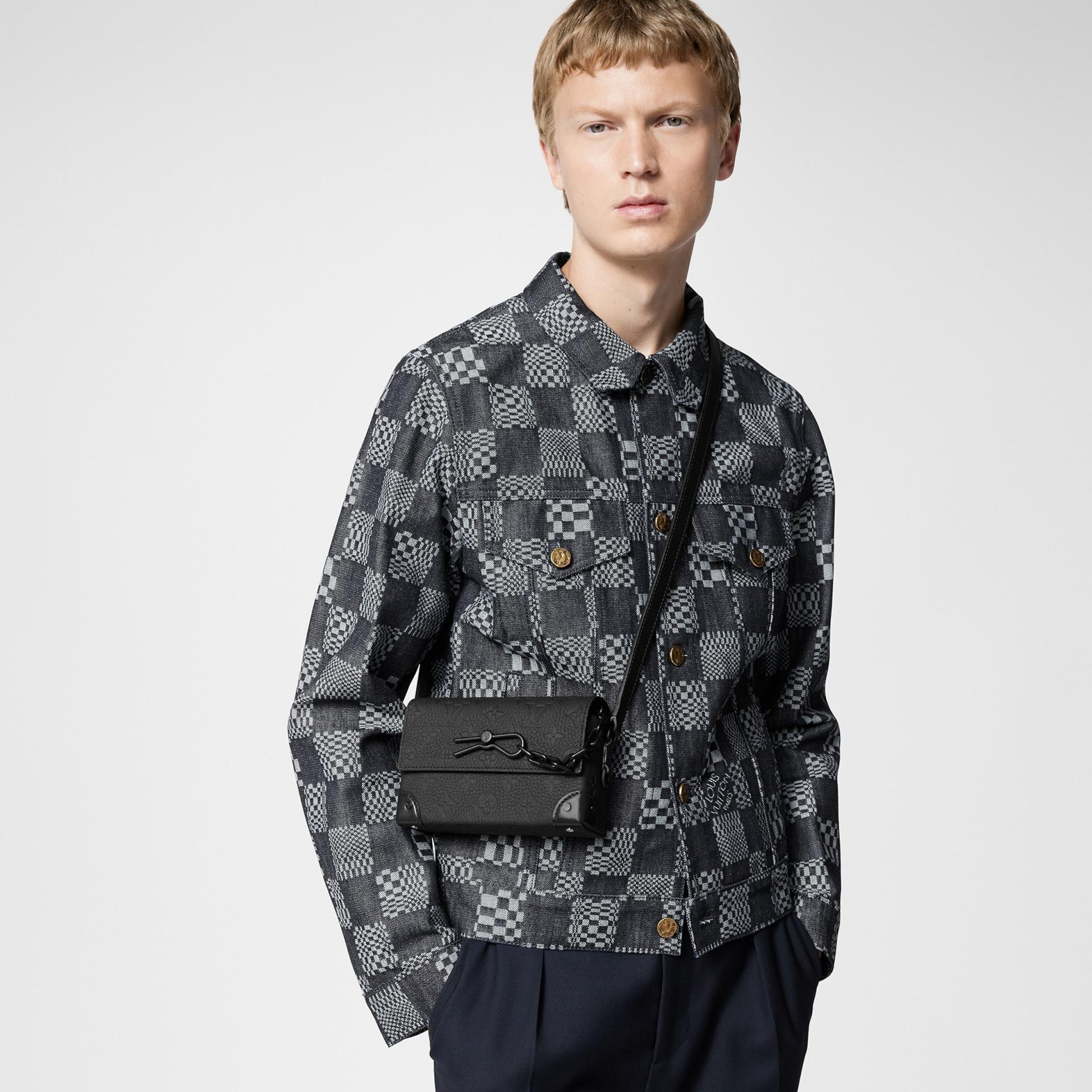 modal image 7
