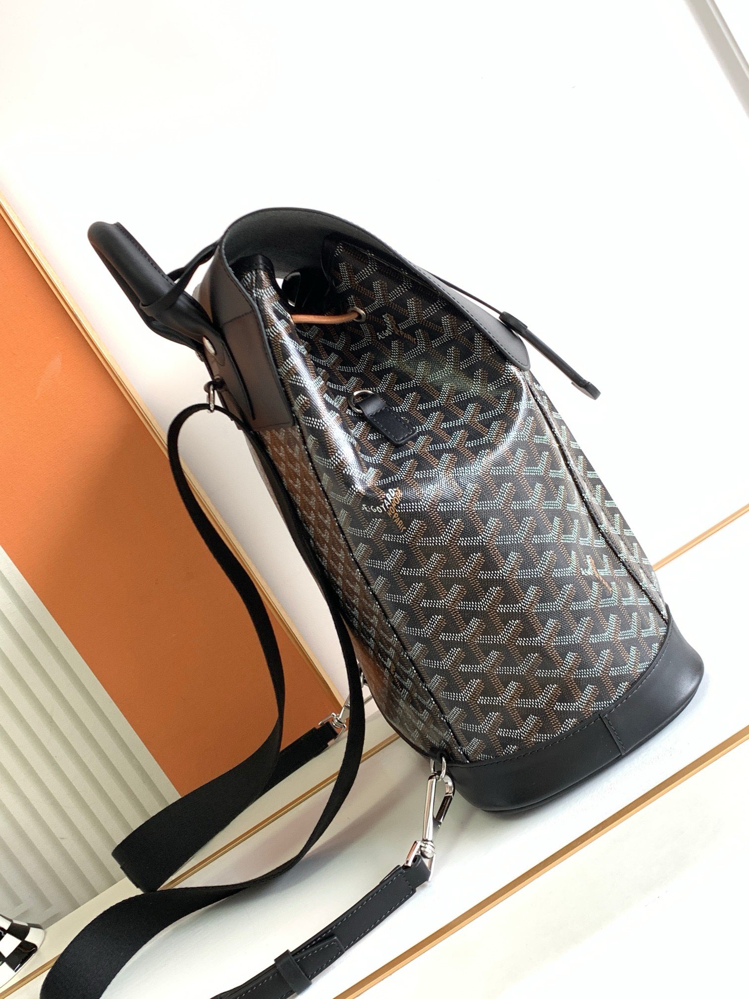 modal image 8