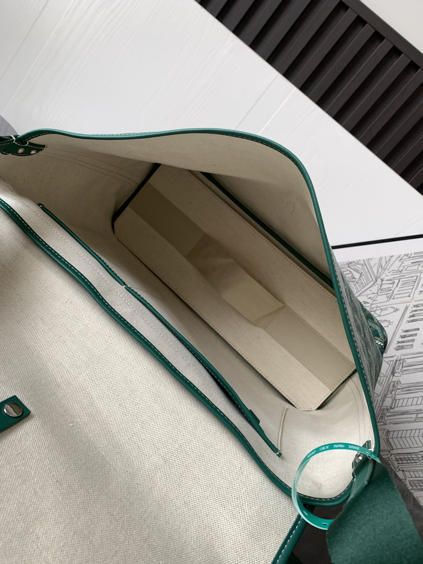 modal image 11