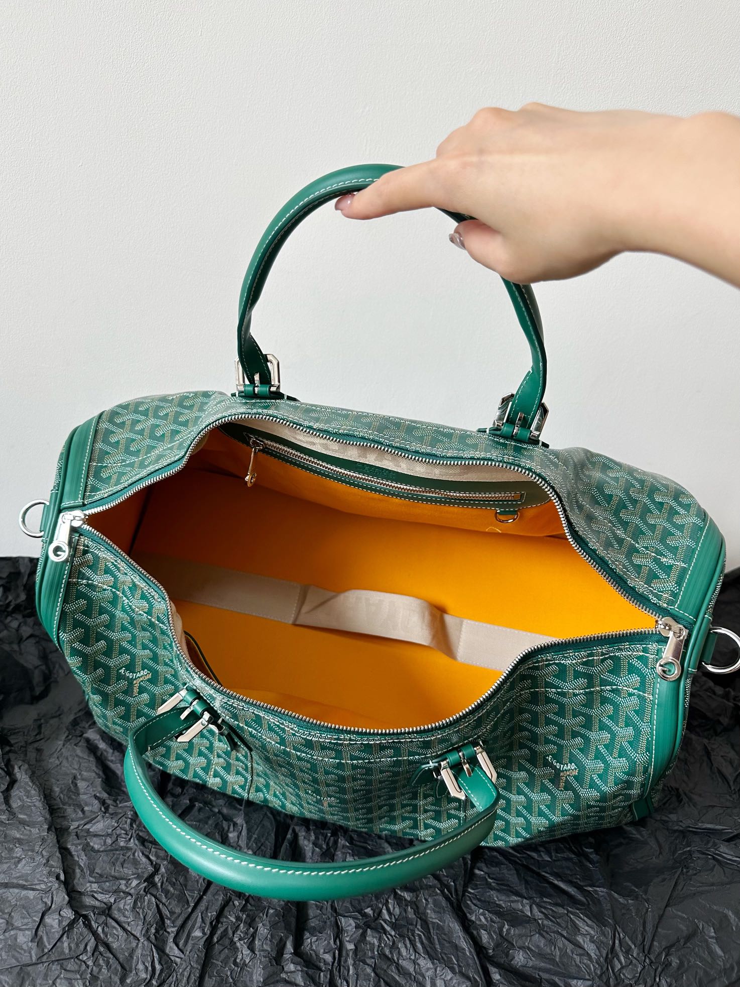 modal image 17
