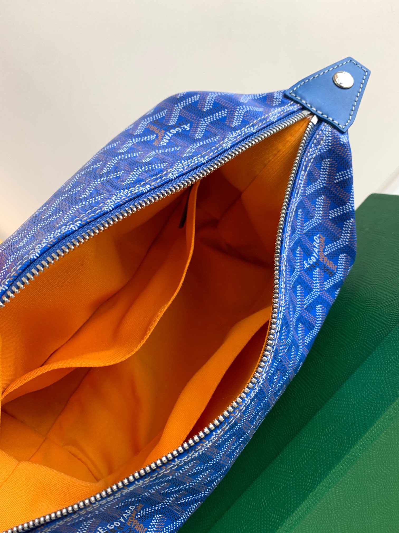 modal image 6