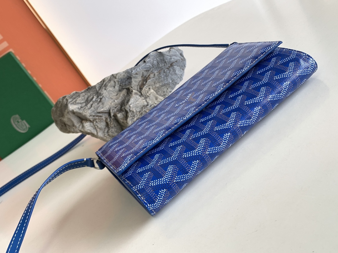 modal image 5