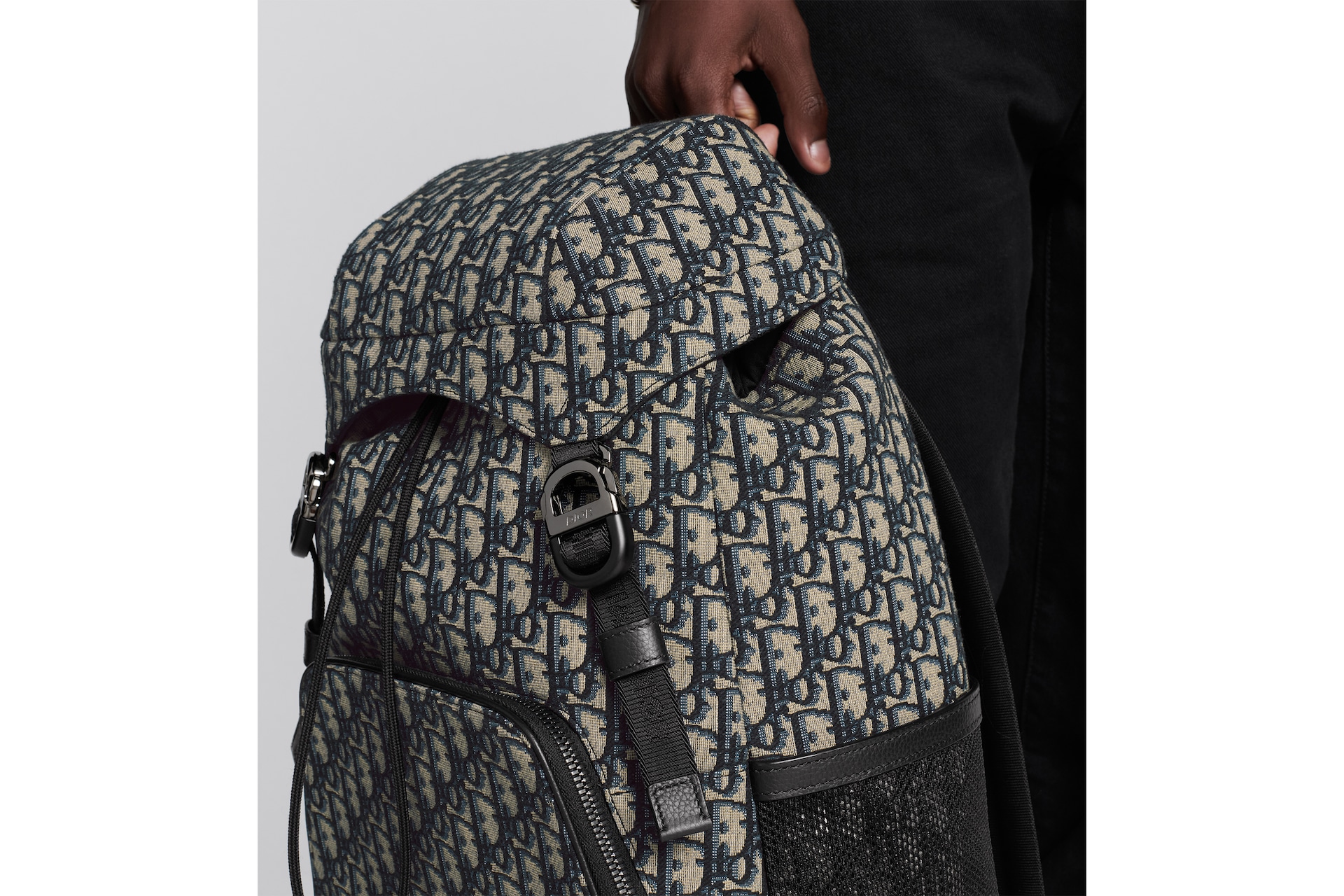 modal image 7