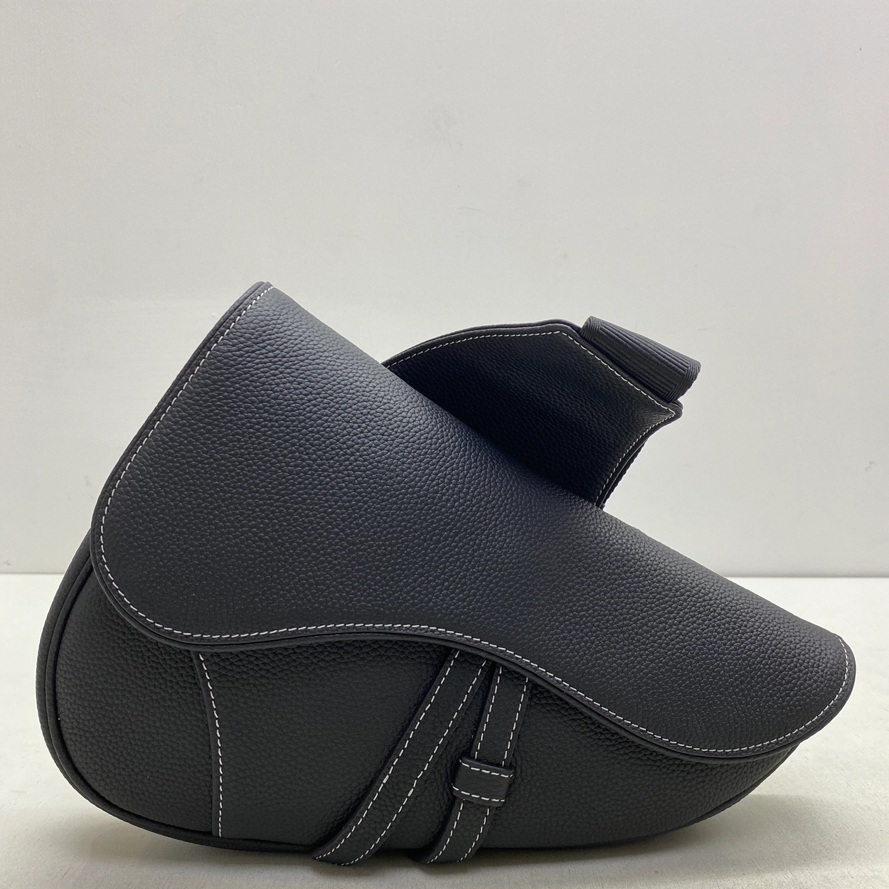 modal image 13