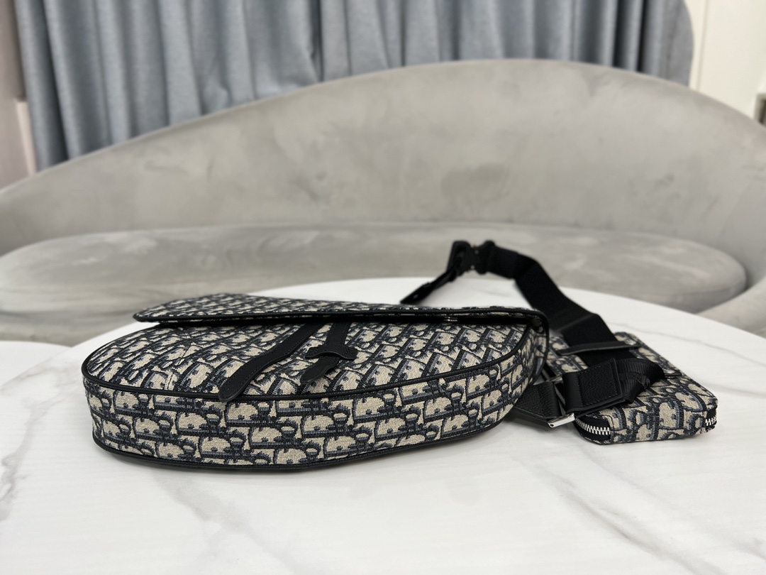 modal image 5