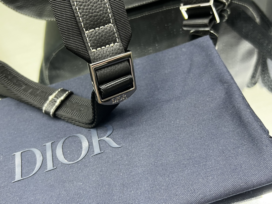 modal image 11