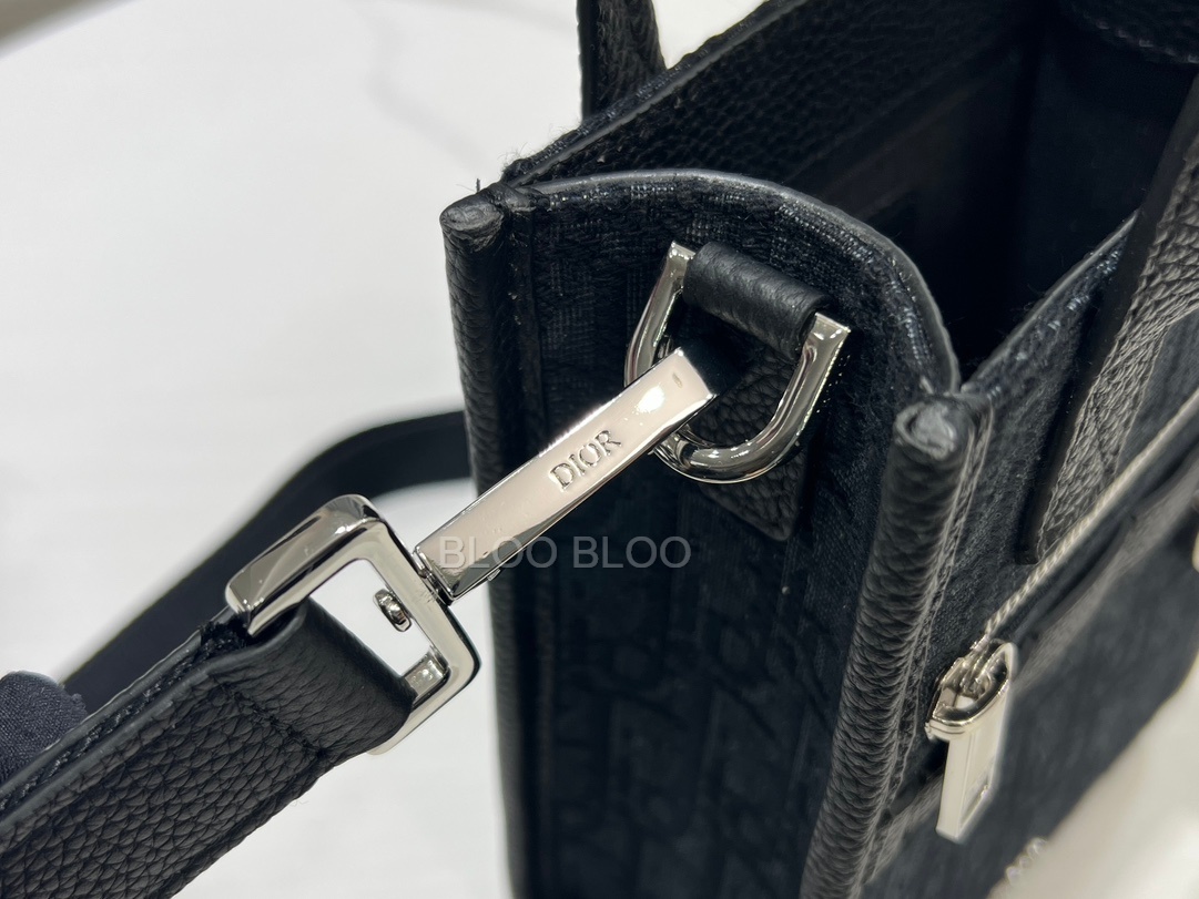 modal image 12