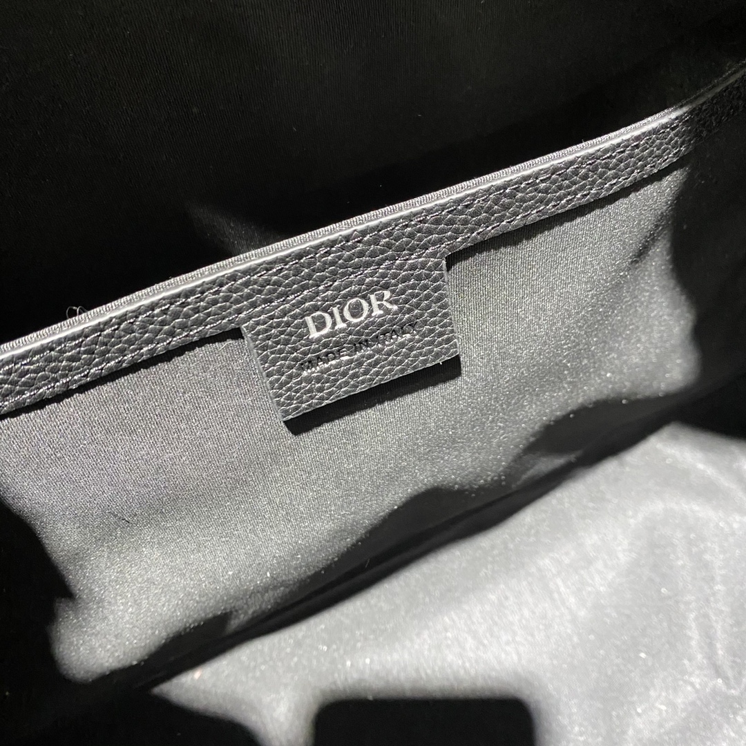modal image 11