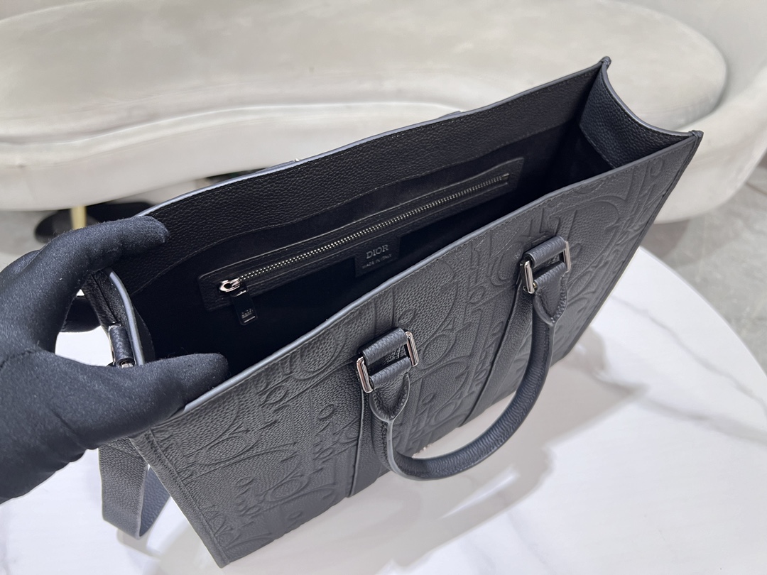 modal image 12