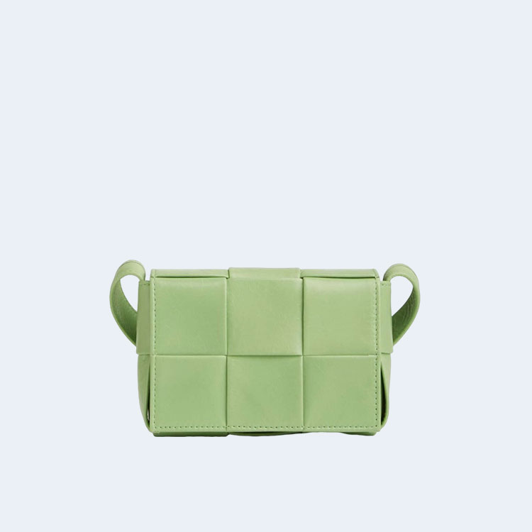 modal image 1