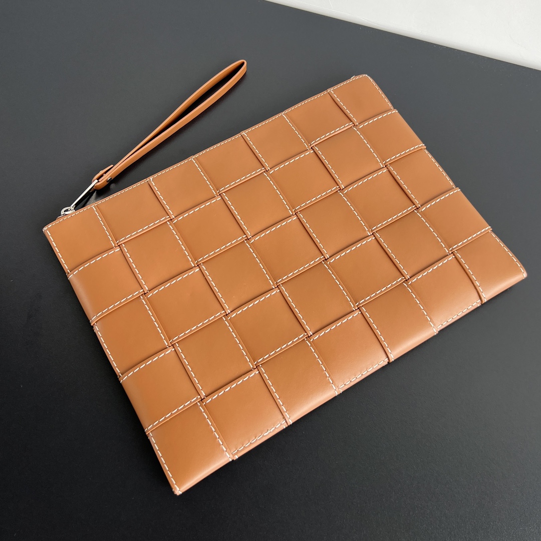 modal image 13