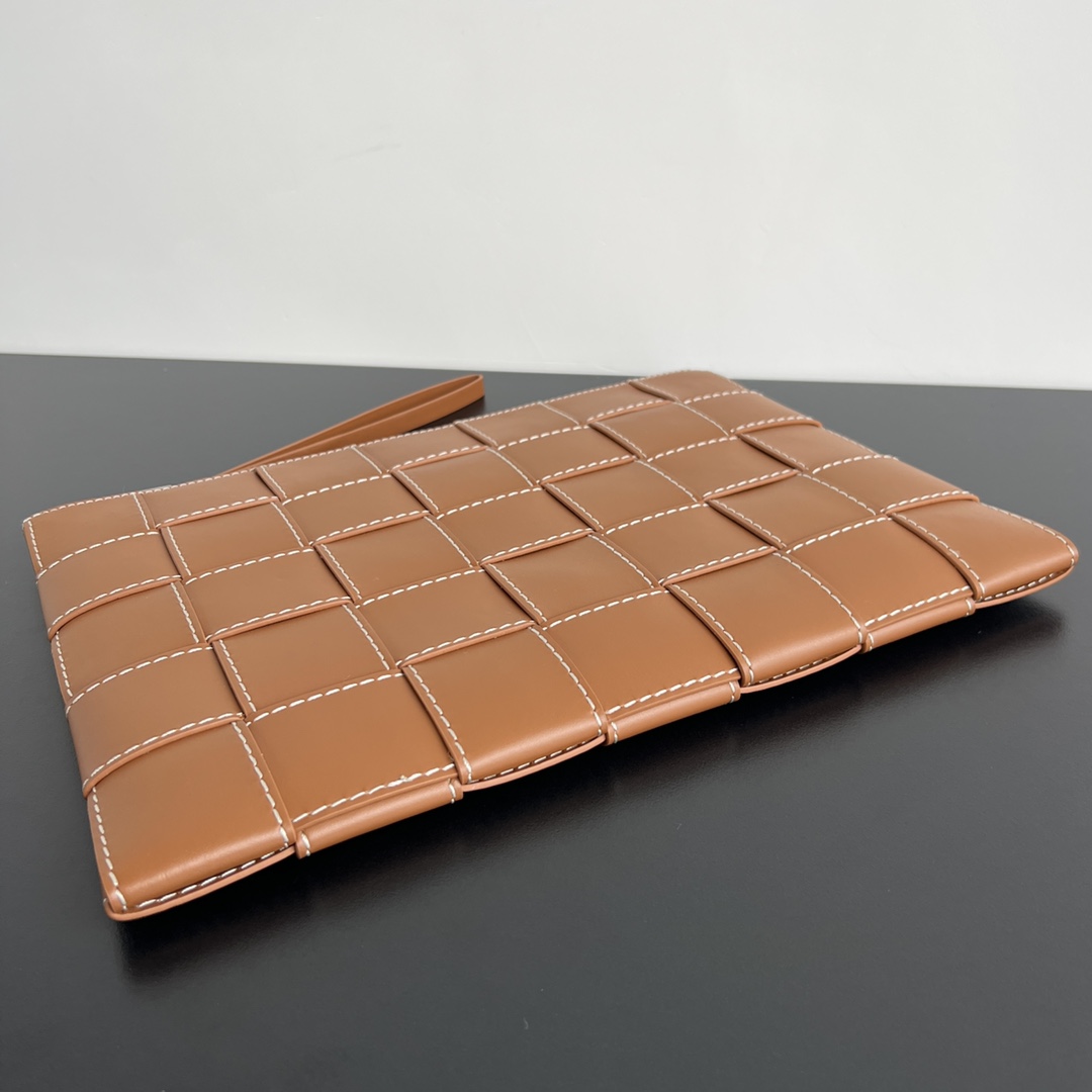 modal image 14