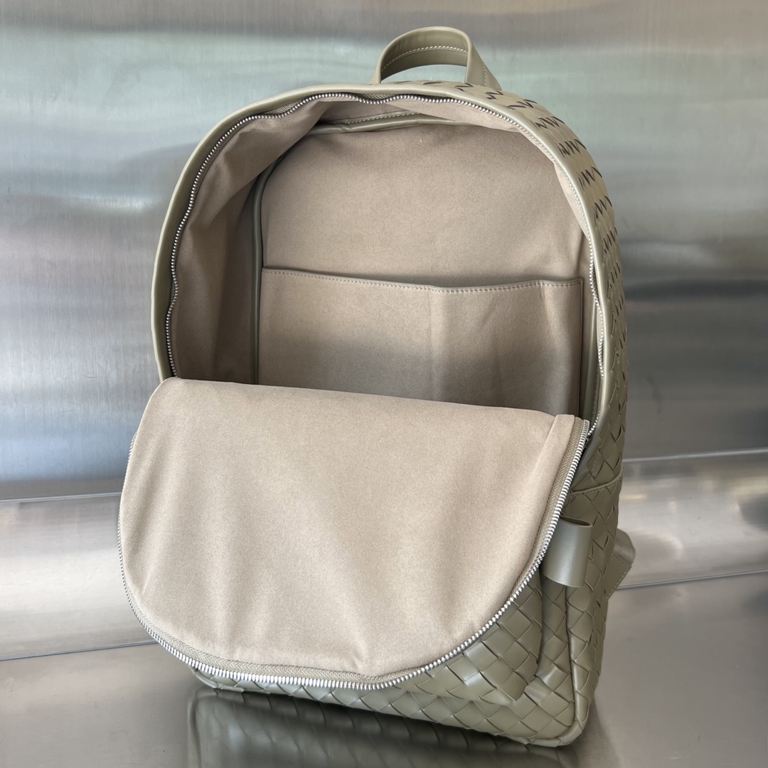 modal image 5