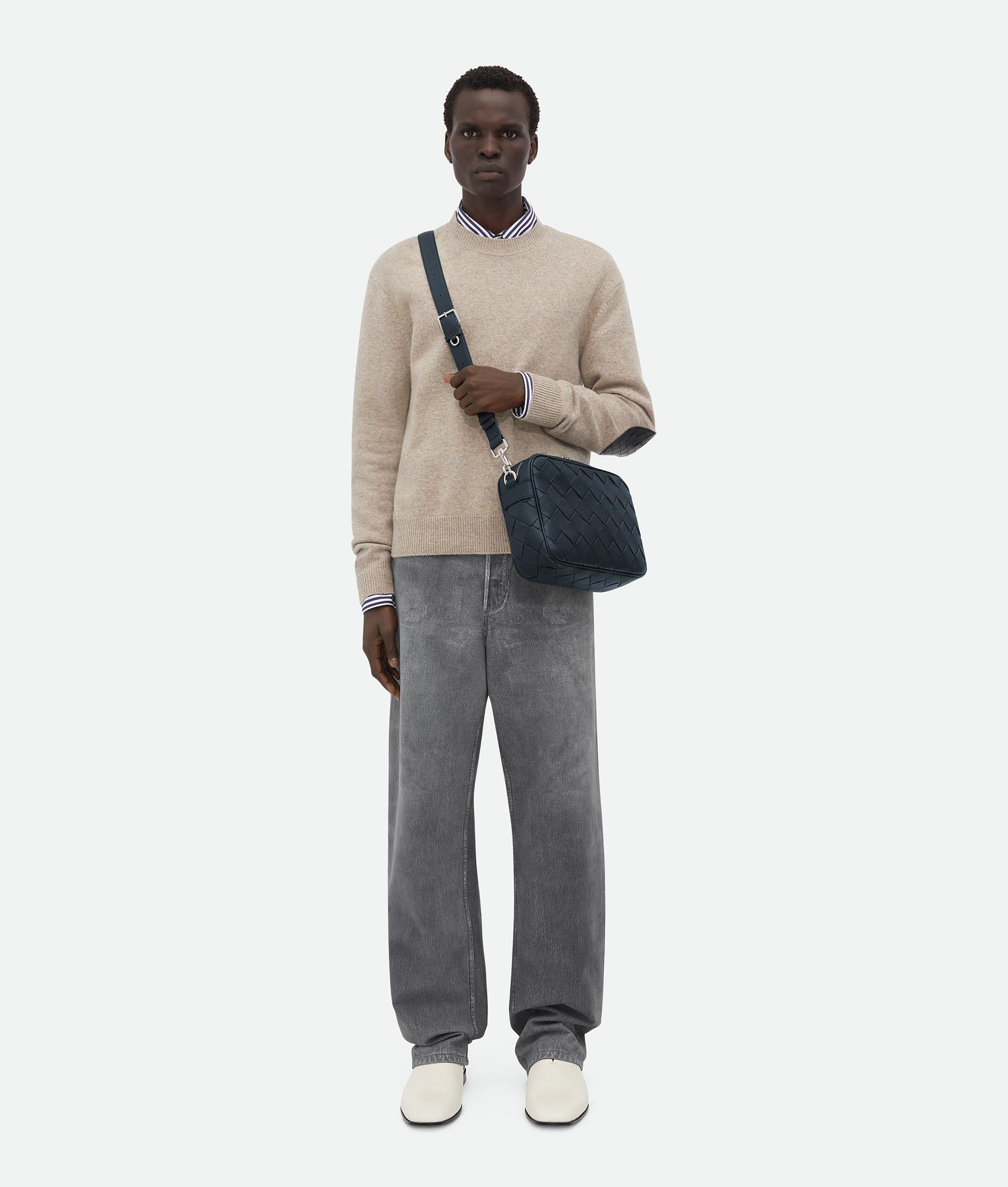 modal image 3