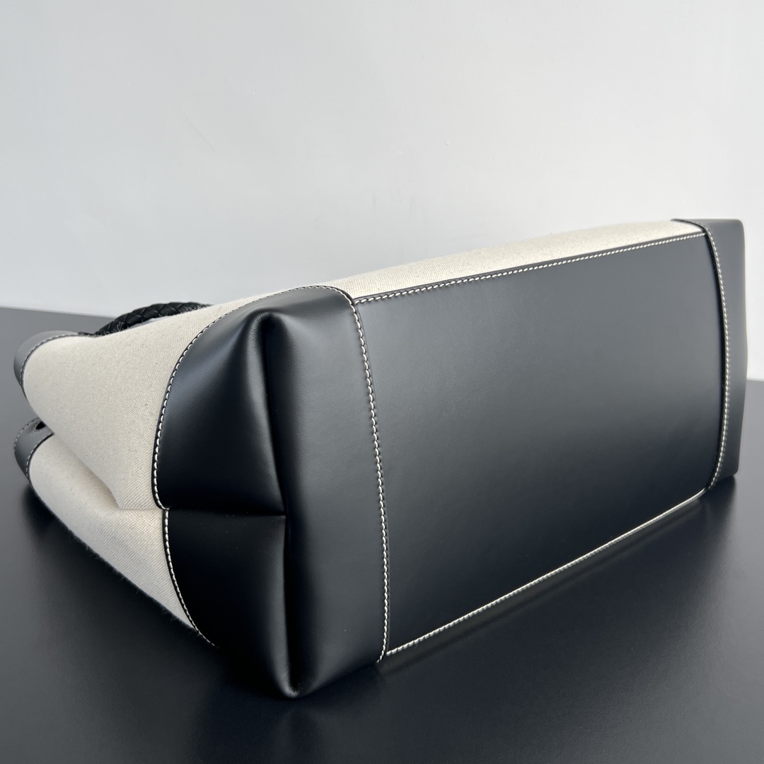 modal image 10