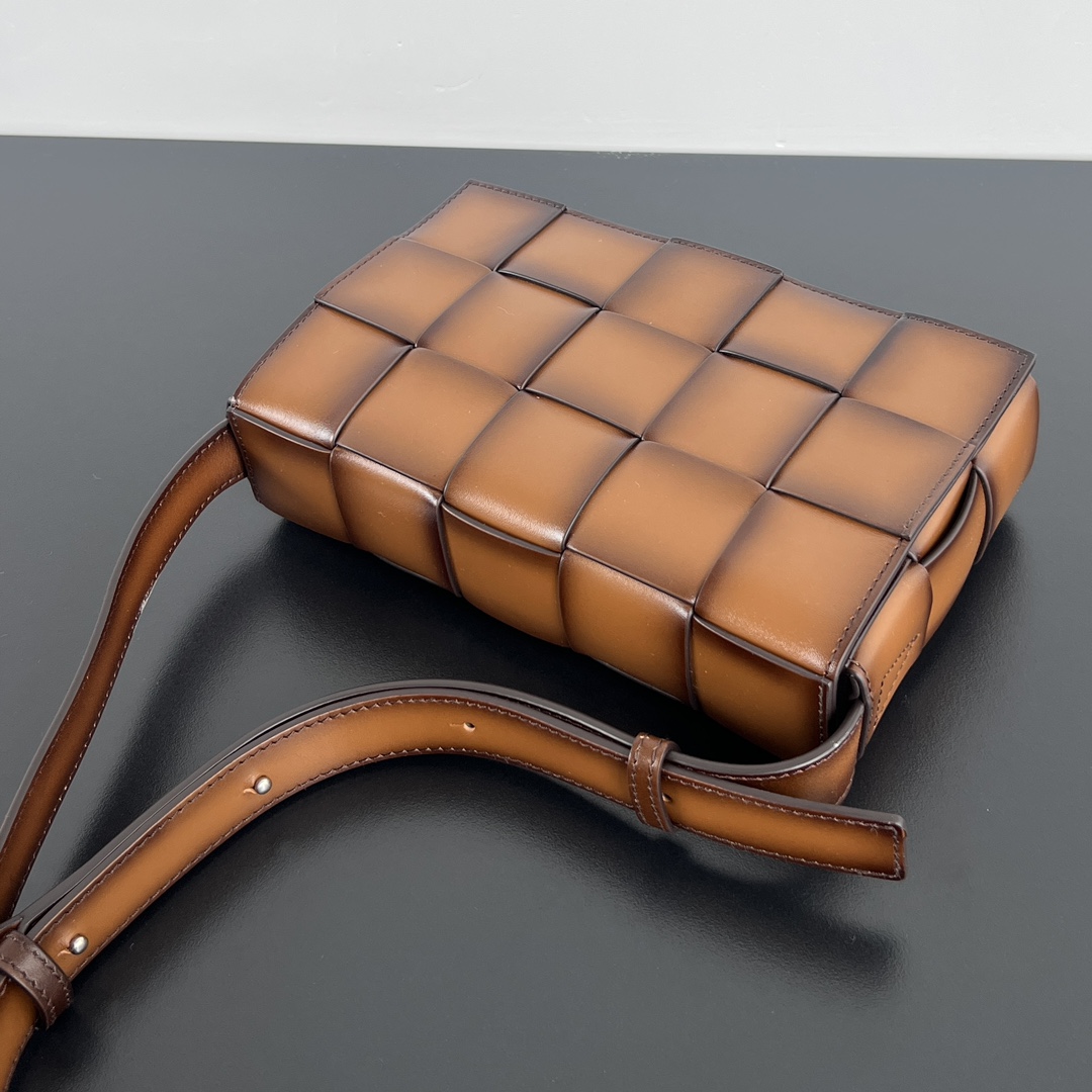 modal image 9