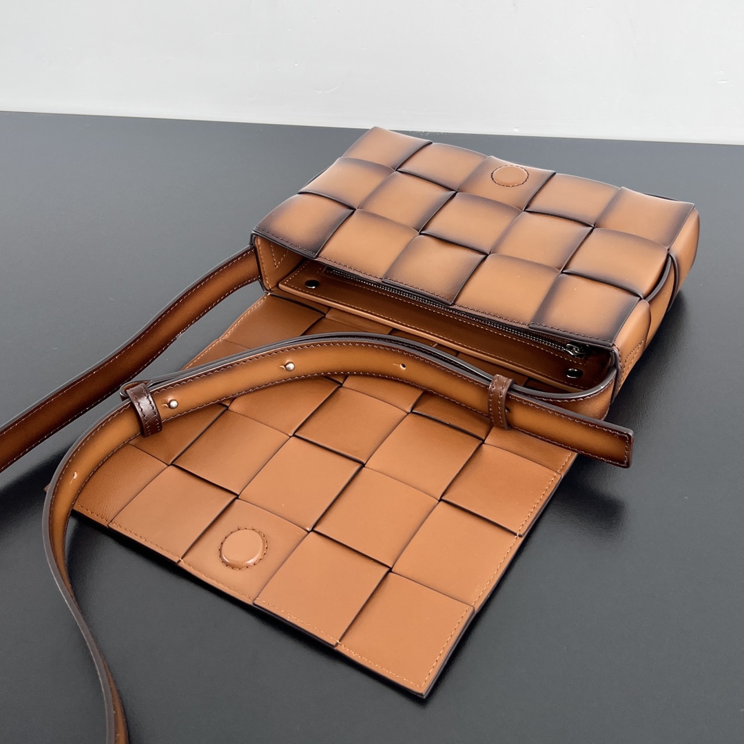 modal image 10