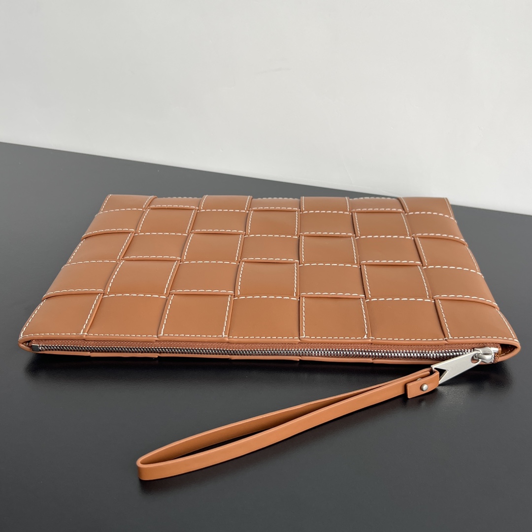 modal image 15