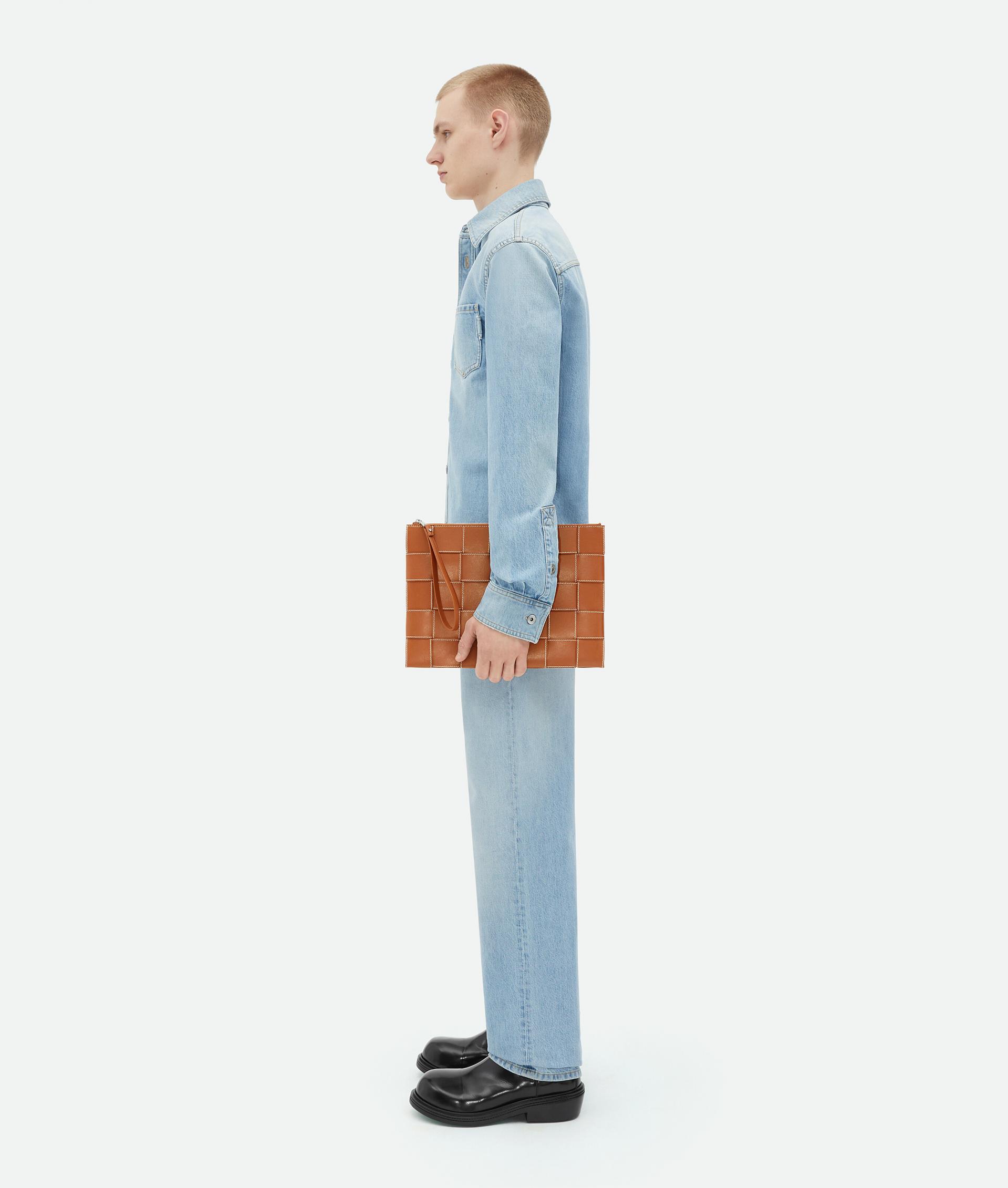 modal image 5