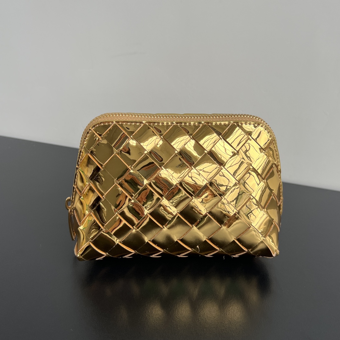 modal image 9