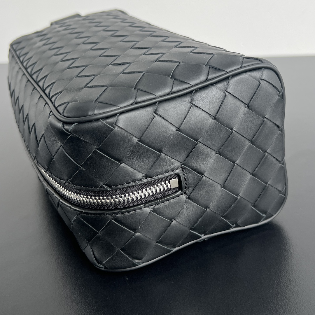 modal image 16