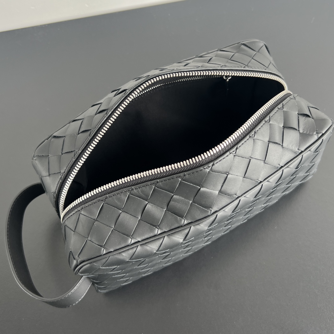 modal image 17