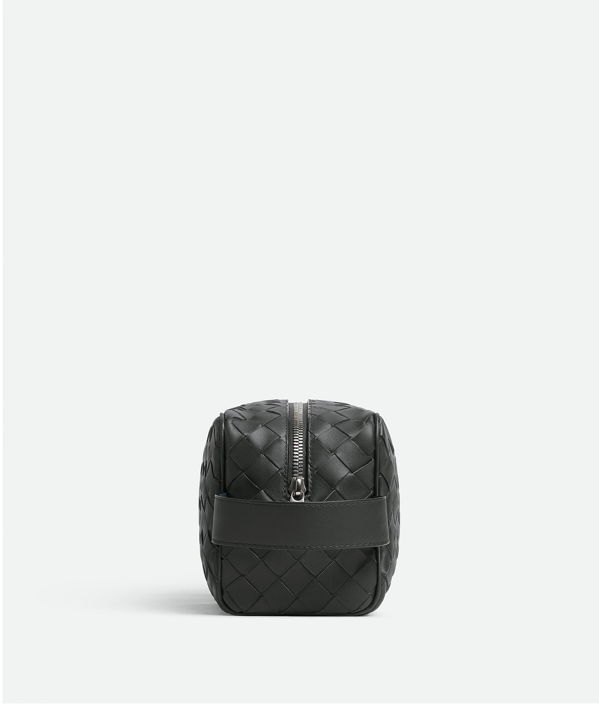 modal image 3
