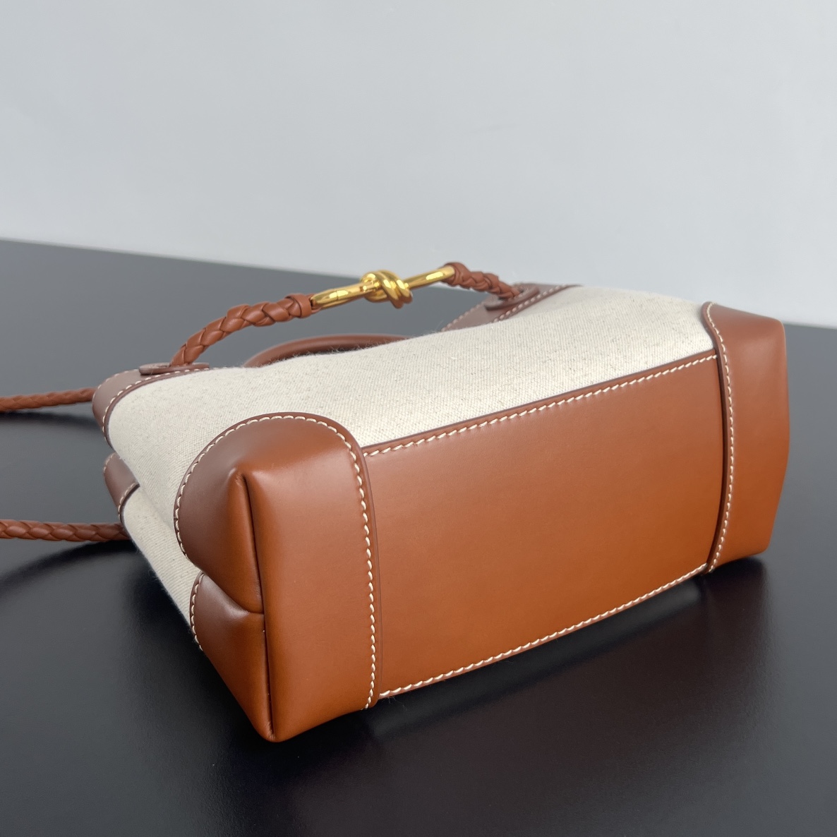 modal image 11