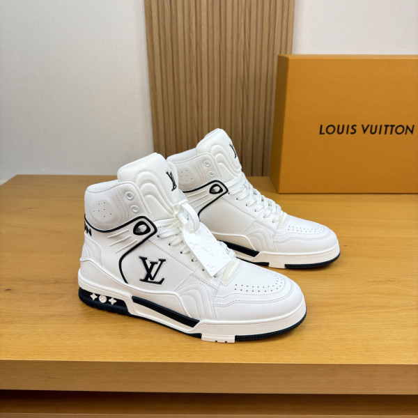 LV 하이탑 캐주얼 스포츠화