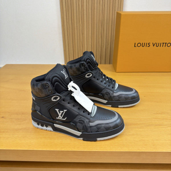 LV 하이탑 캐주얼 스포츠화