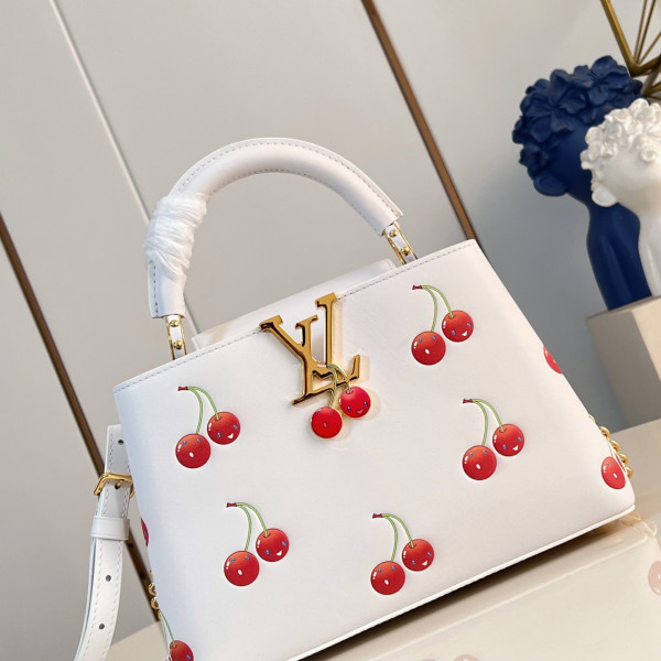 LV 카푸신 이스트 미니핸드백
