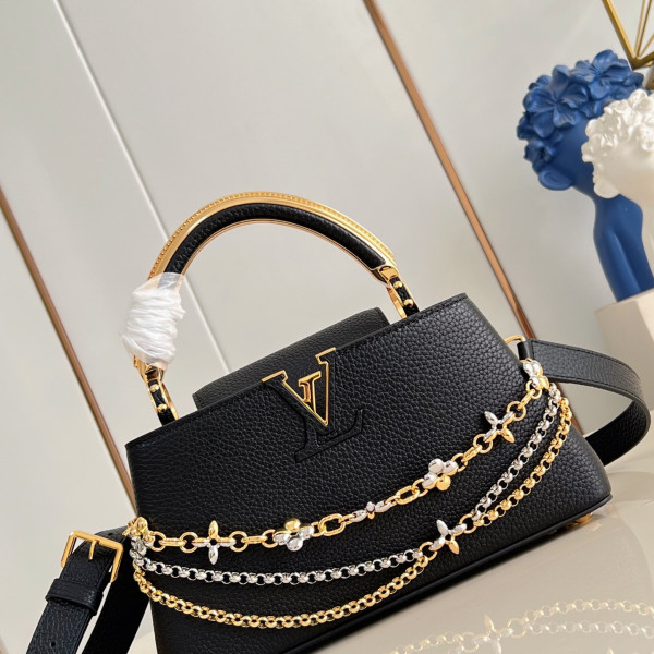 LV 카푸신이스트 미니핸드백