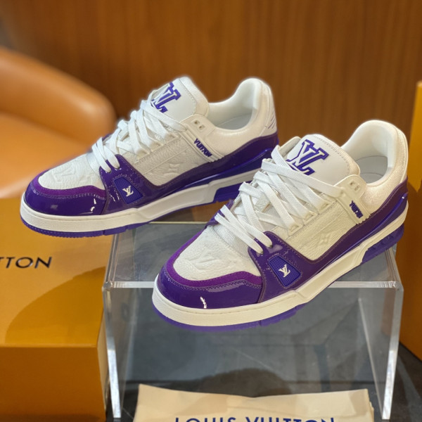 LV 트레이너 스니커즈